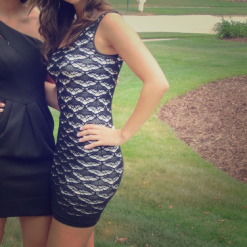 Bebe One Shoulder Bodycon Dress - B&W